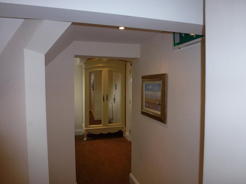 The Royal Oak: Hotel Gallery